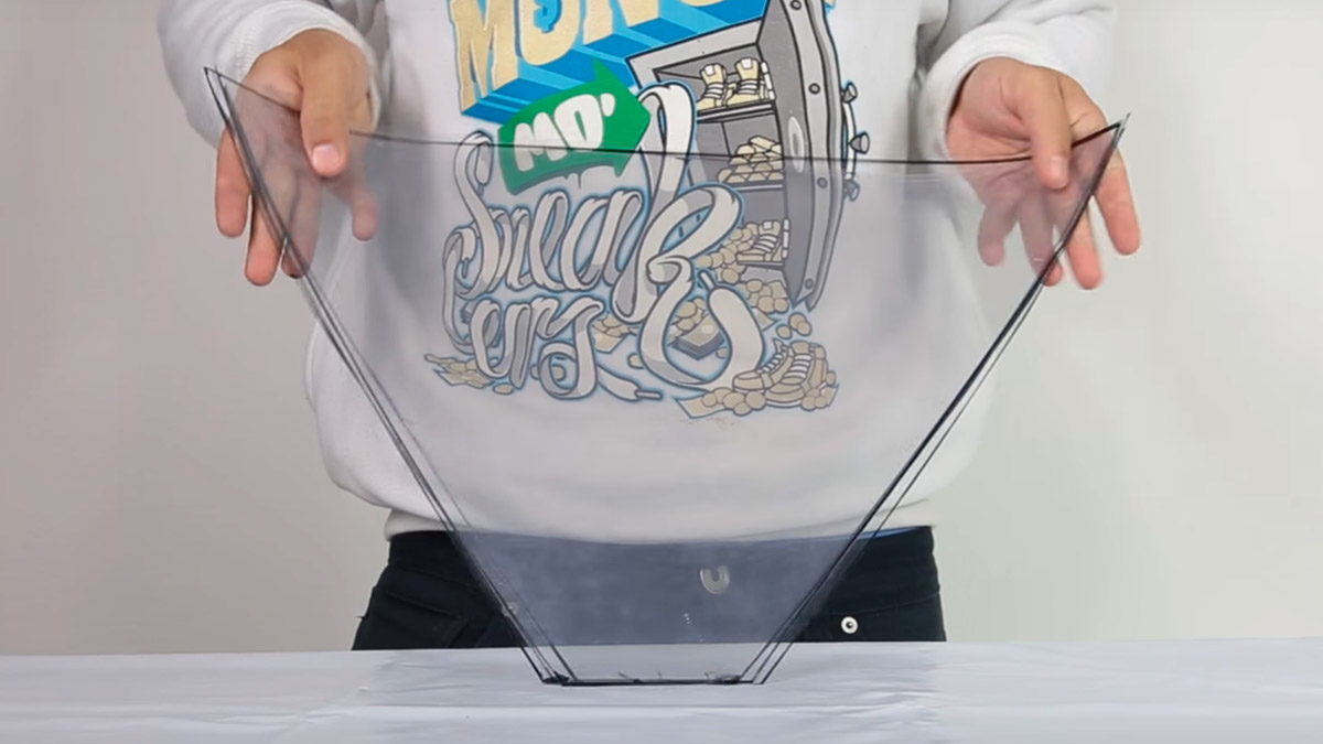 Explicación para hacer un holograma casero